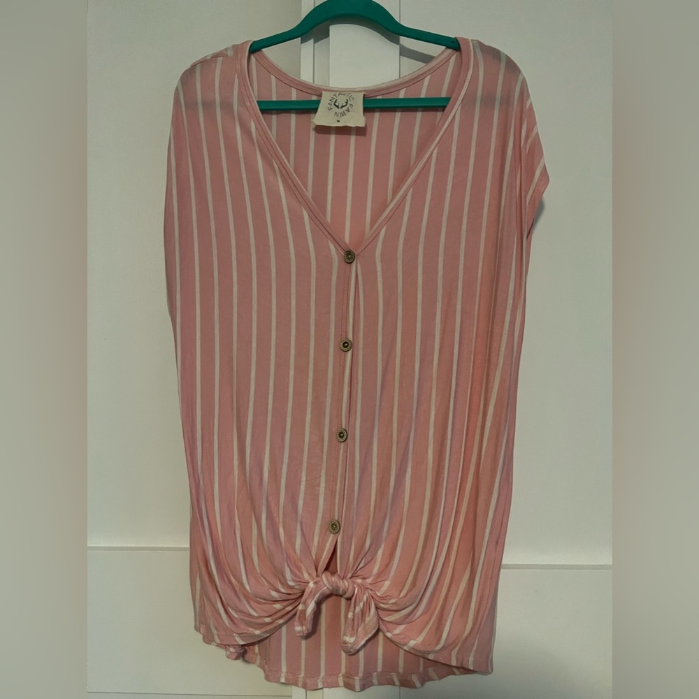 Cap sleeve tie front blouse